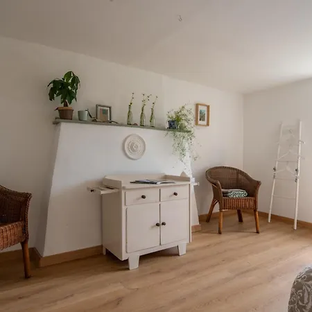 Pansiyon Chambre Chez L'Habitant Génis